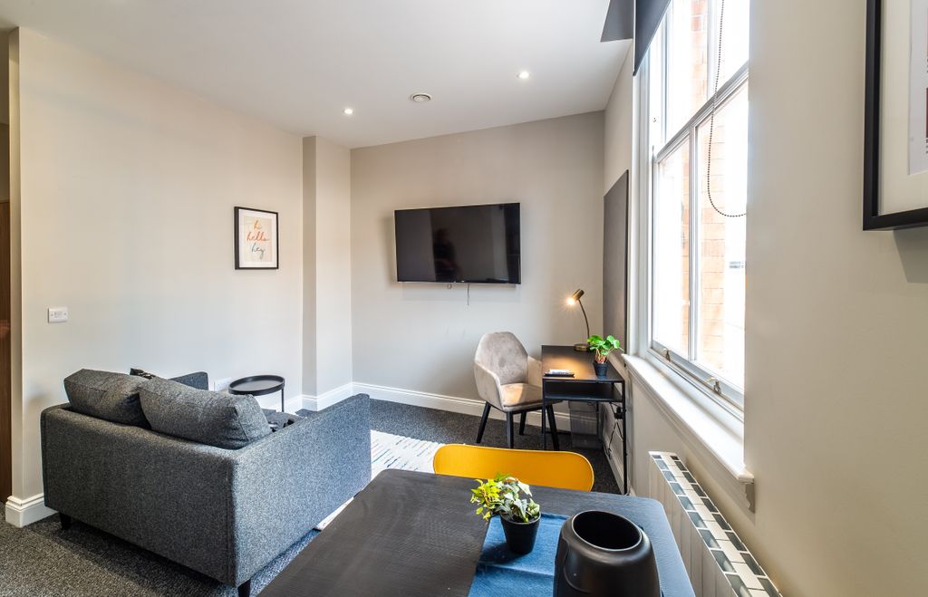 Property photo 3 of 11 Canning Place B115-002