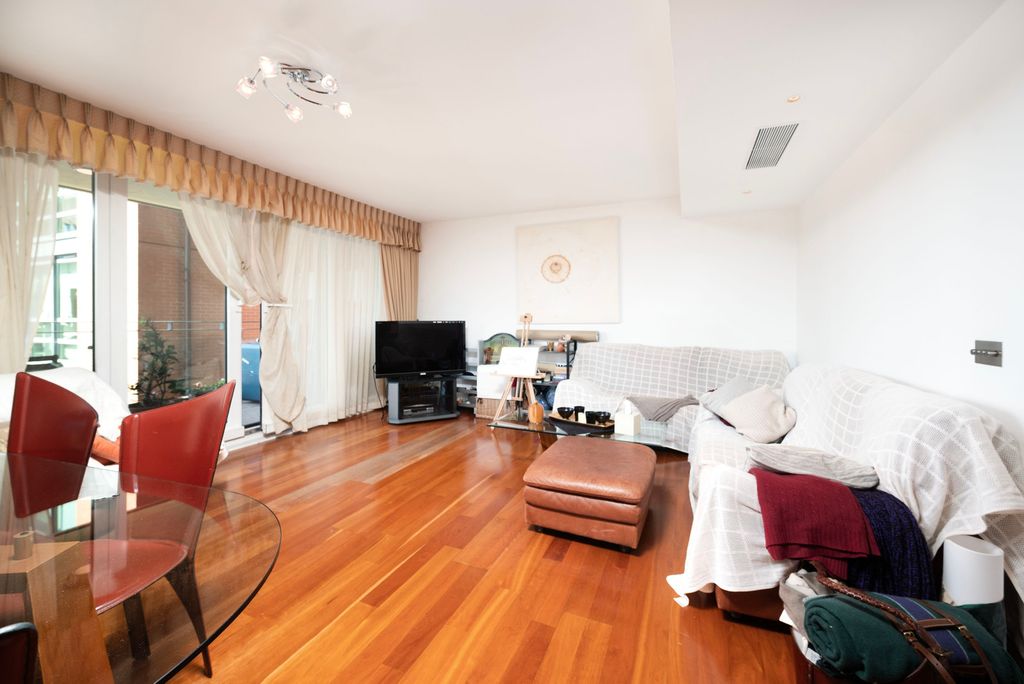 Property photo 3 of 12 Picture No. 03