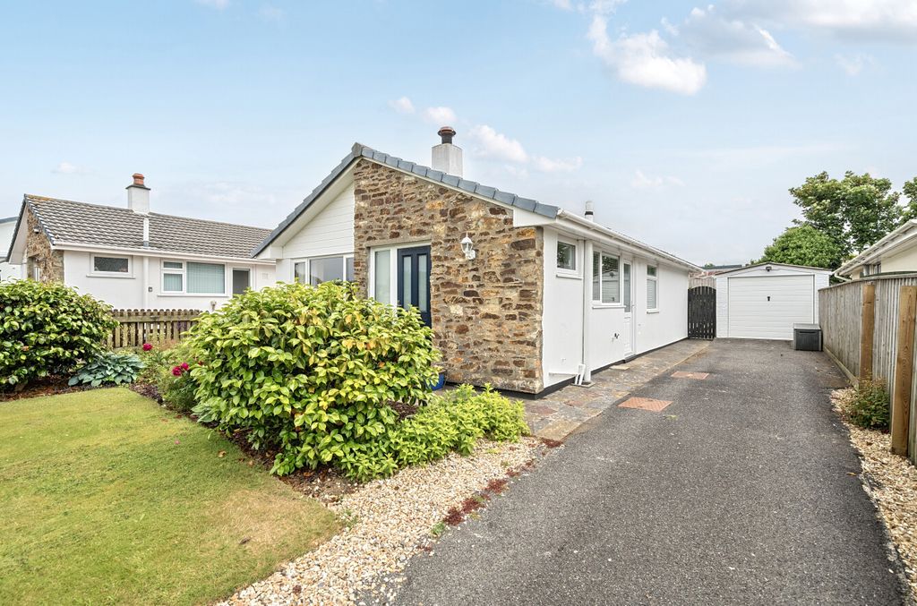 Property photo 1 of 19 1306387-9-684835c...