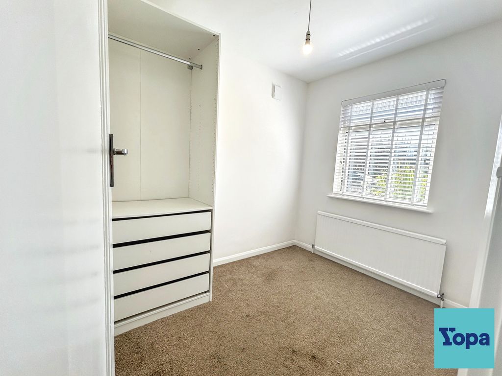 Property photo 2 of 13 Bedroom One