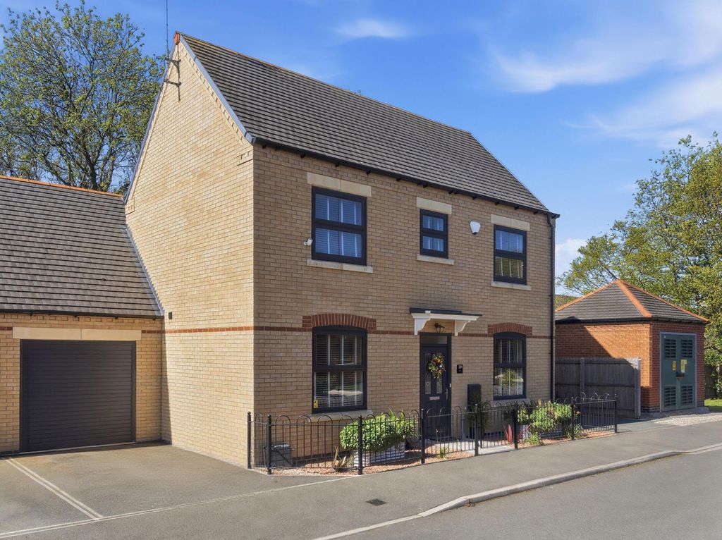 Property photo 1 of 23