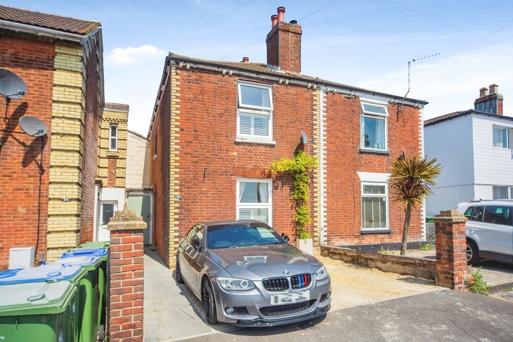 Property photo 1 of 16 Pbox-Img.Jpg