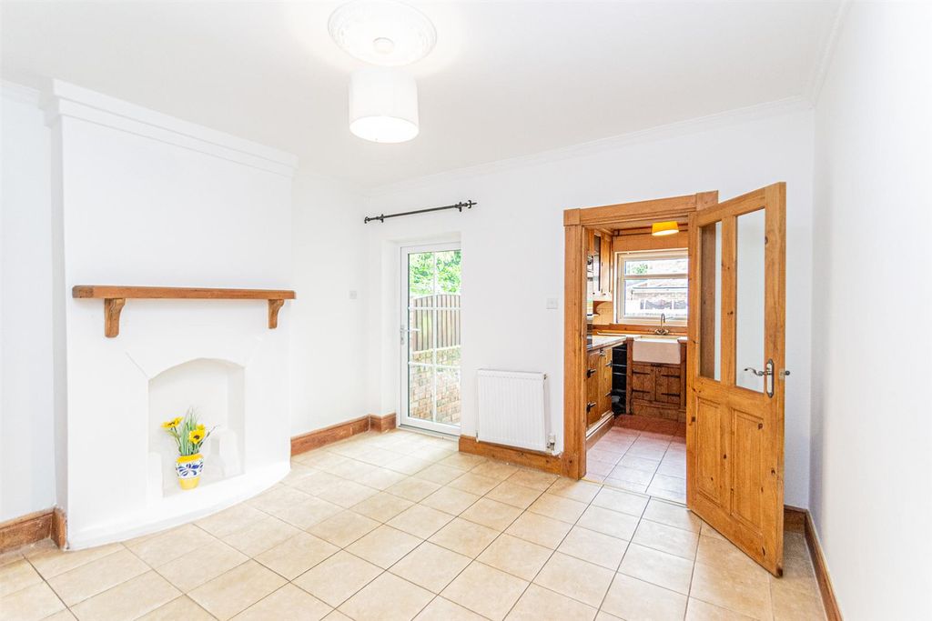 Property photo 3 of 17 Dining Room