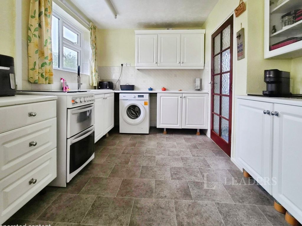 Property photo 3 of 21 Pbox-Img.Jpg