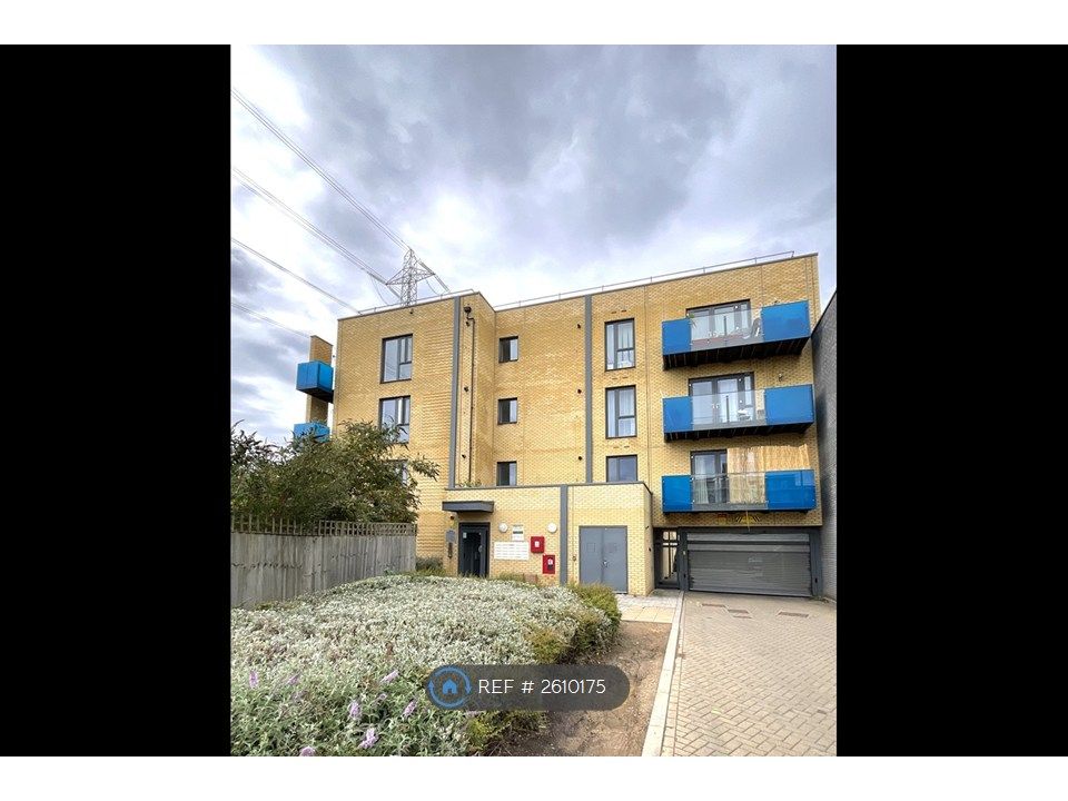 Property photo 1 of 18
