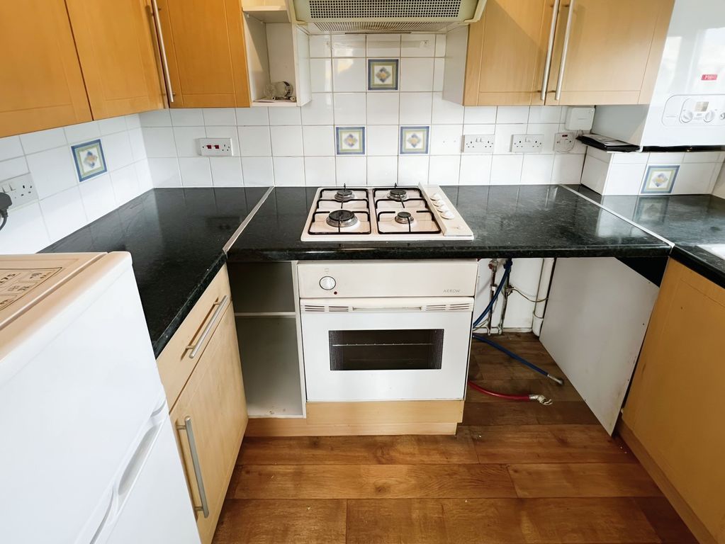 Property photo 1 of 5
