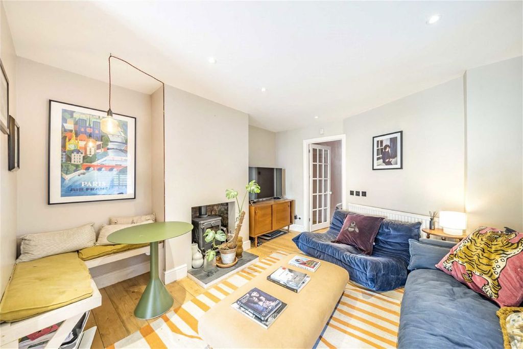 Property photo 2 of 7
