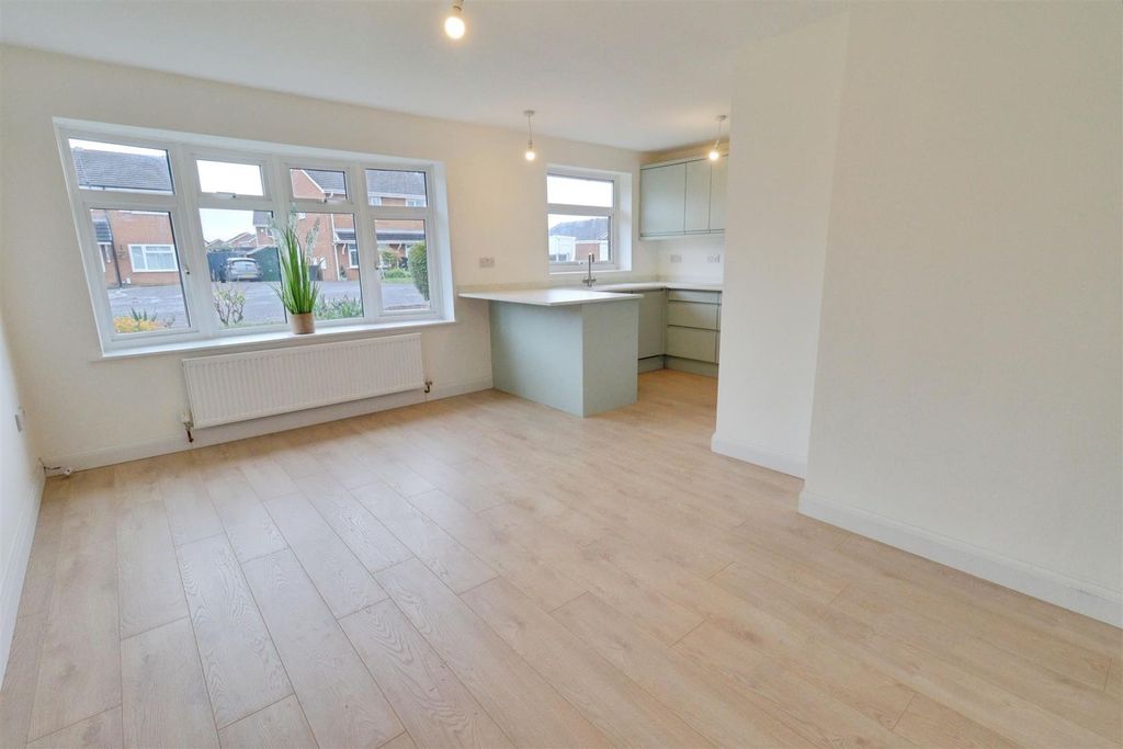 Property photo 2 of 22 7543B021-Img_1678-Img_1680.Jpg