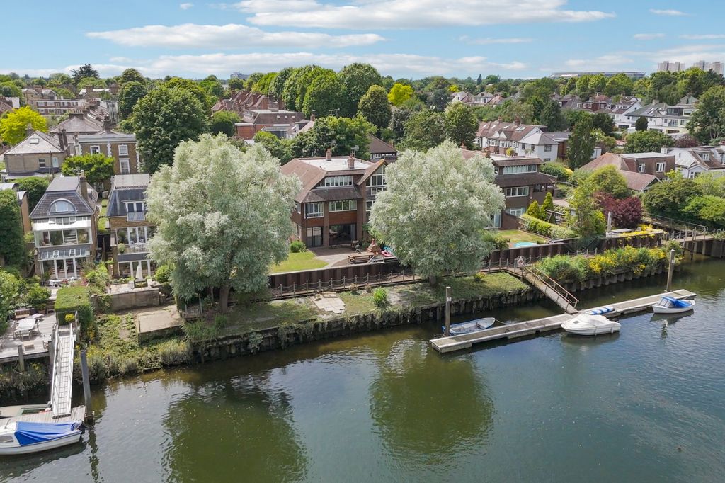 Property photo 1 of 29 River Frontage