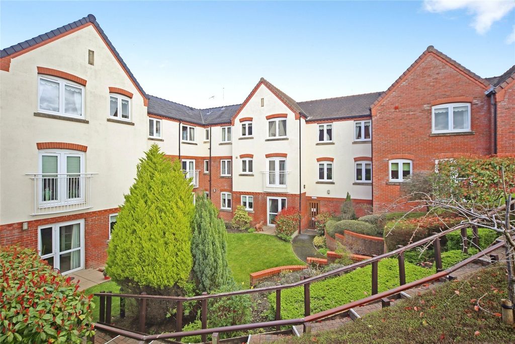 Property photo 1 of 13 Front