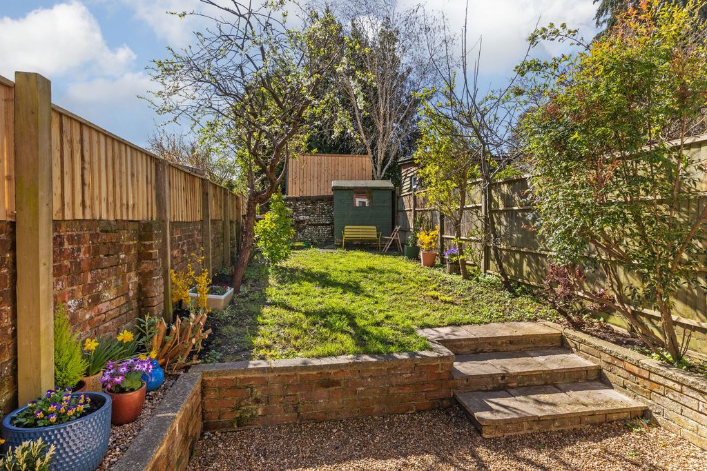 Property photo 3 of 13