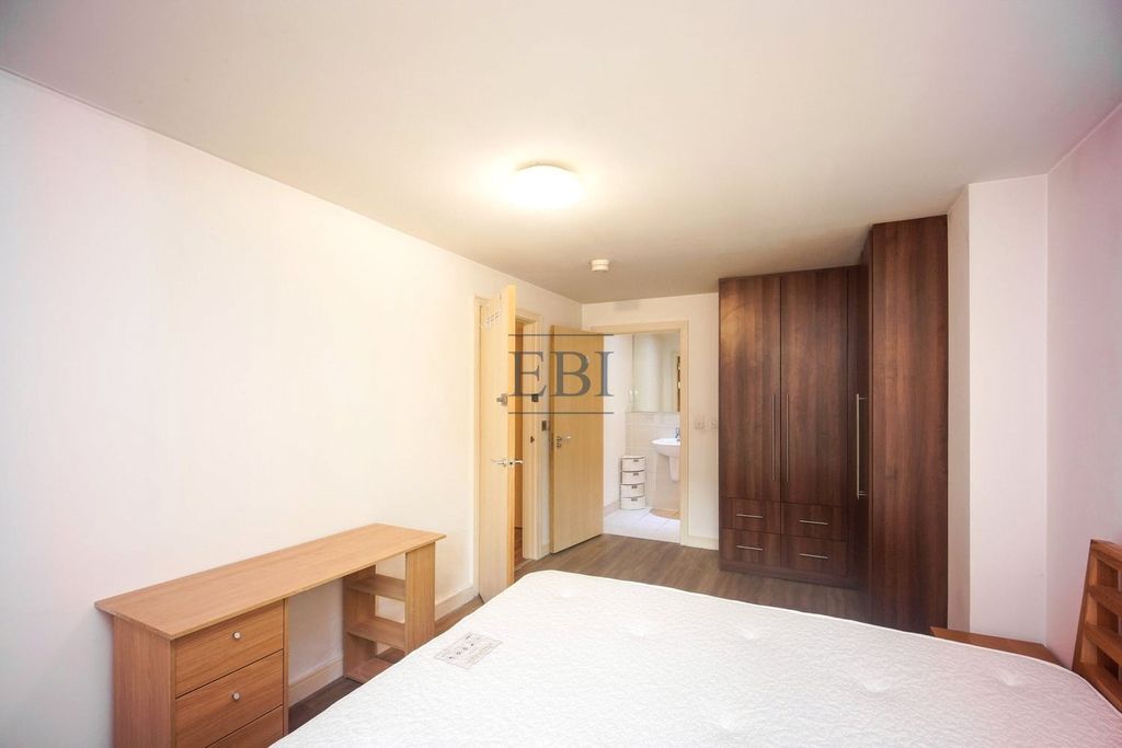 Property photo 3 of 13 Picture No. 16