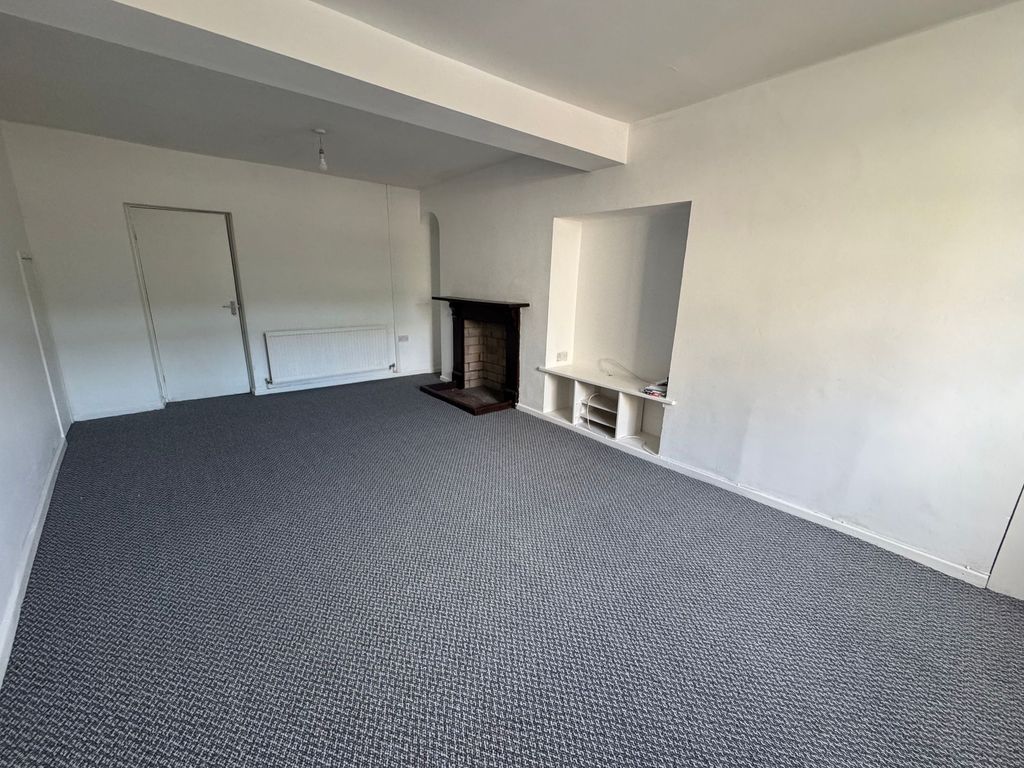 Property photo 3 of 16 Lounge/Dining Room