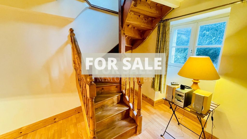 Property photo 2 of 8