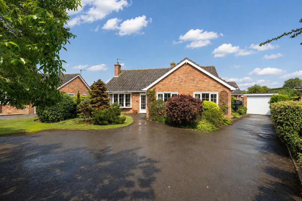 Property photo 1 of 22