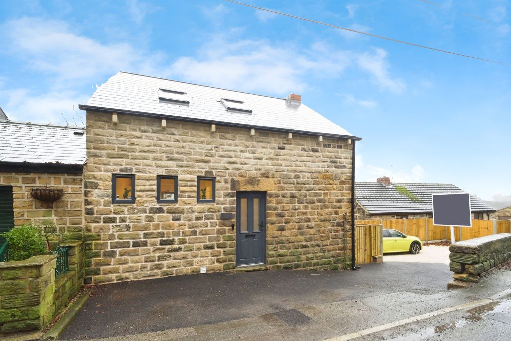 Property photo 1 of 18