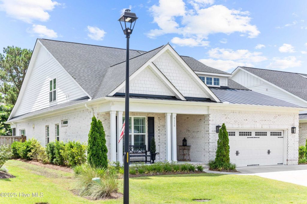 Property photo 1 of 31