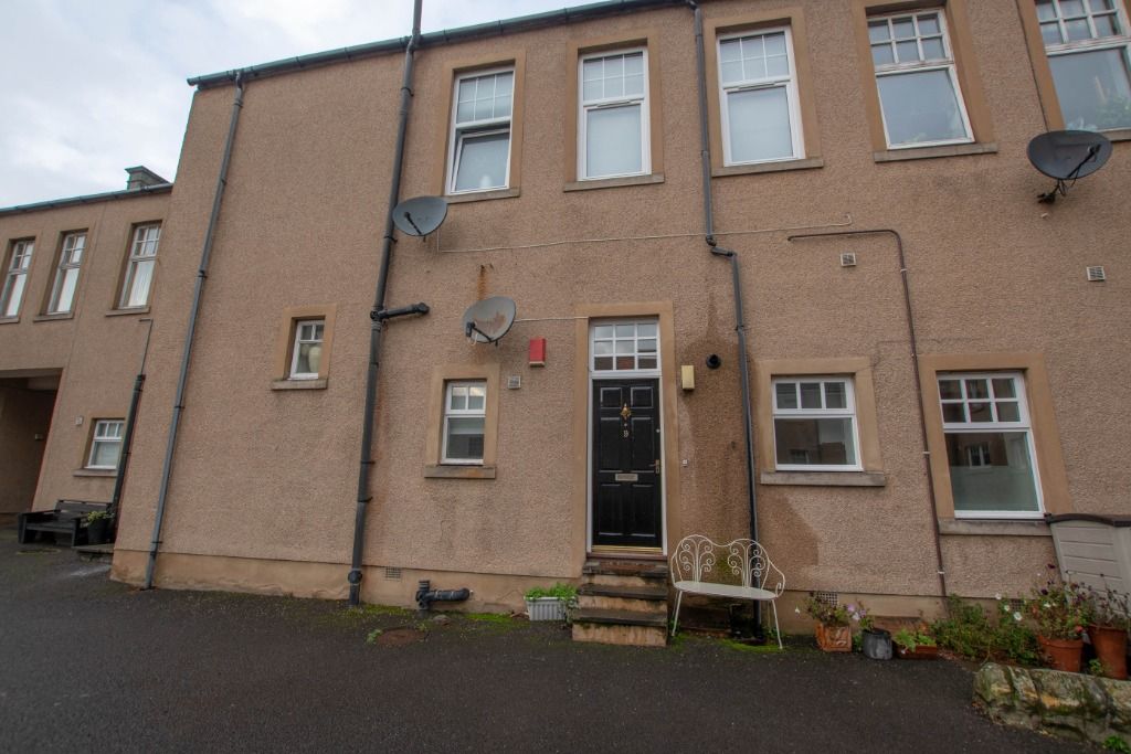 Property photo 2 of 12 Photo 2