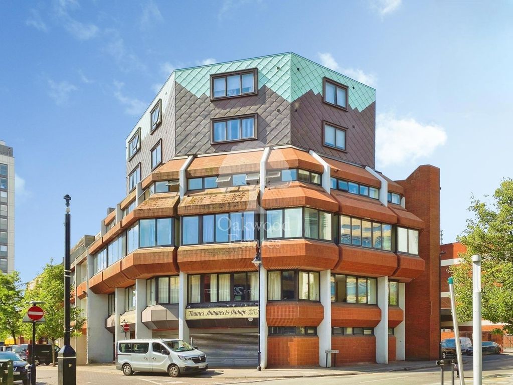 Property photo 1 of 6