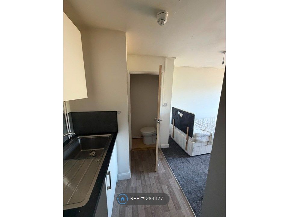 Property photo 2 of 3