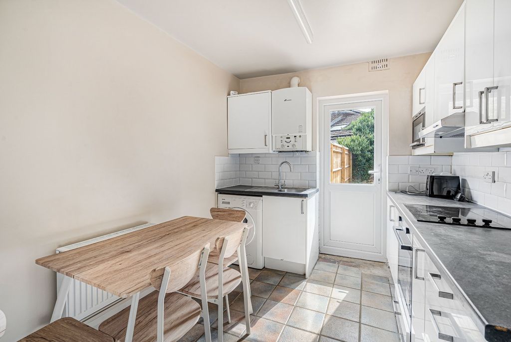 Property photo 3 of 19 Picture 3