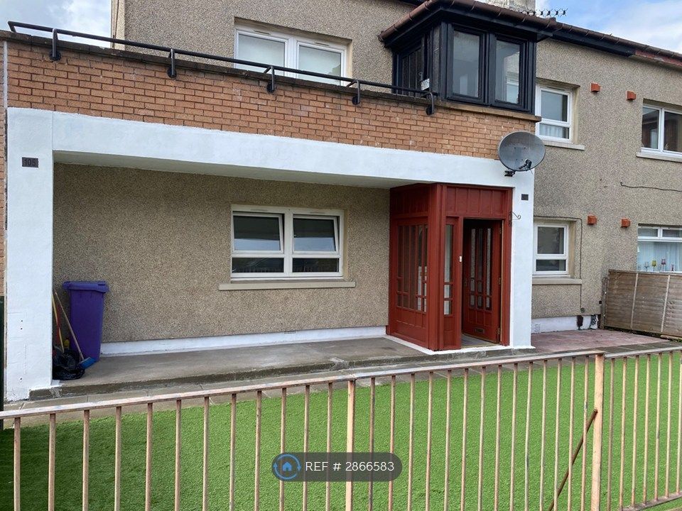 Property photo 2 of 12