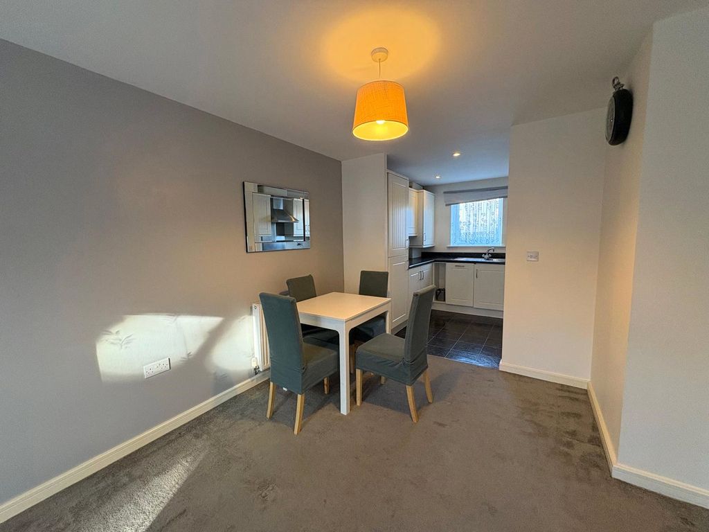 Property photo 3 of 8 Picture No. 30