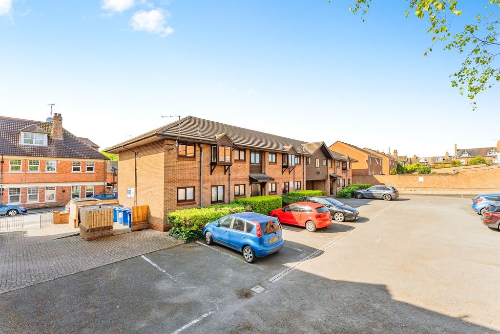 Additional image 10 of 2 bed flat for saleRussell Street, Kettering NN16