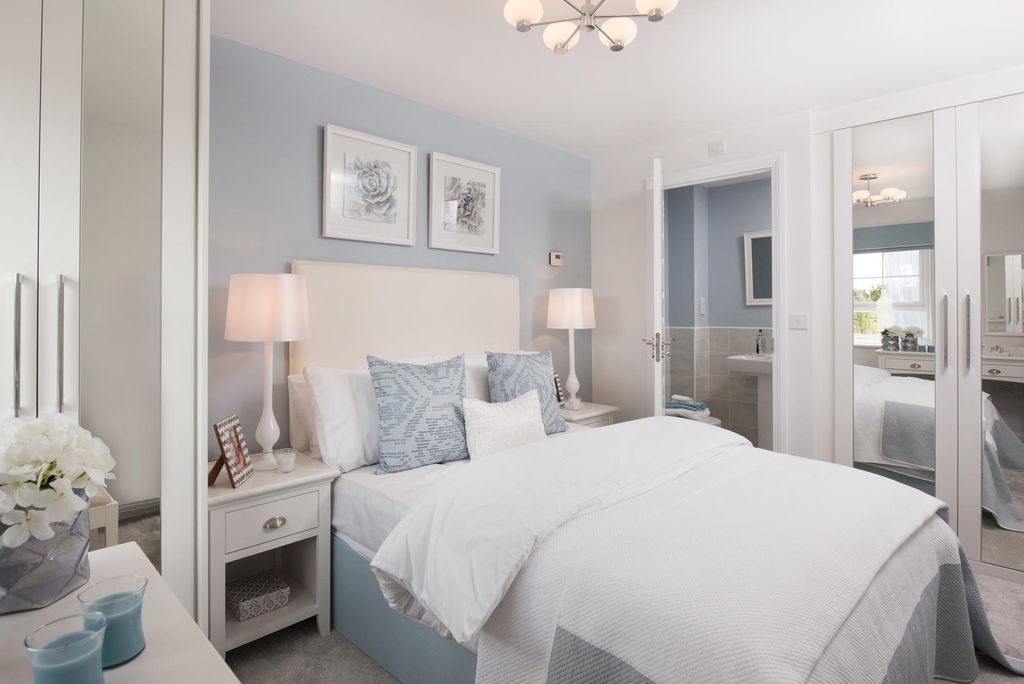 Property photo 3 of 7 Double Bedroom With En Suite Inside The Moresby