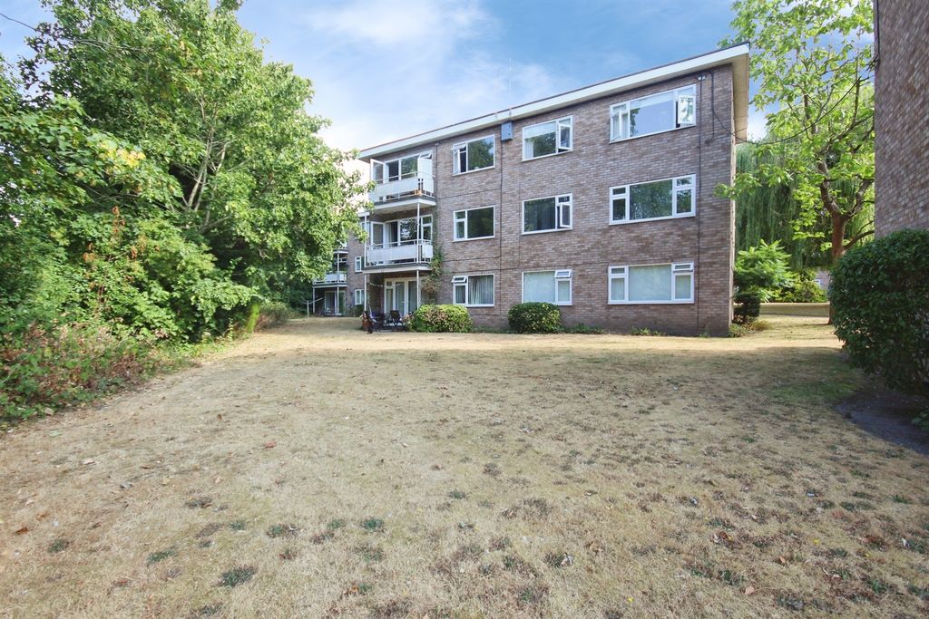 Property photo 1 of 15