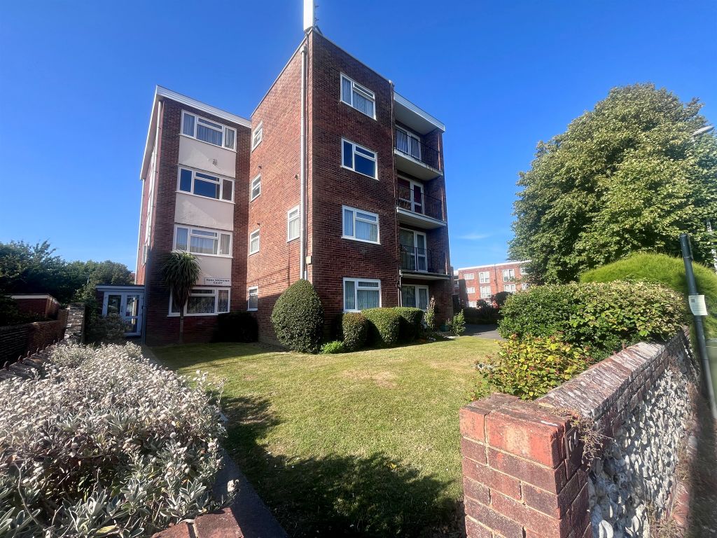 Property photo 1 of 17