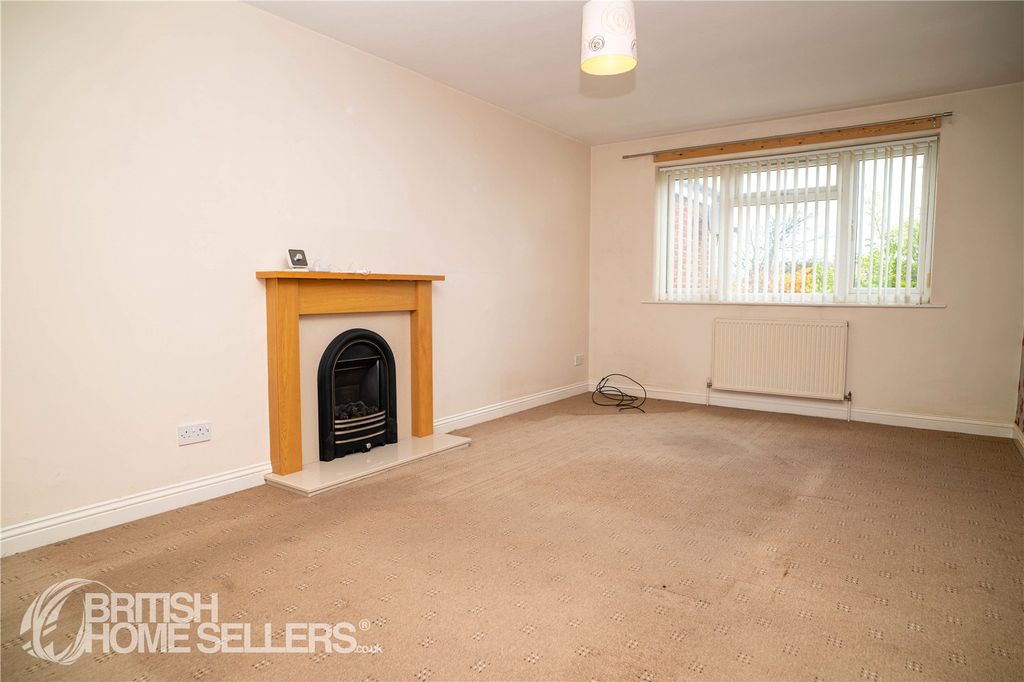 Property photo 2 of 17 Picture No. 13