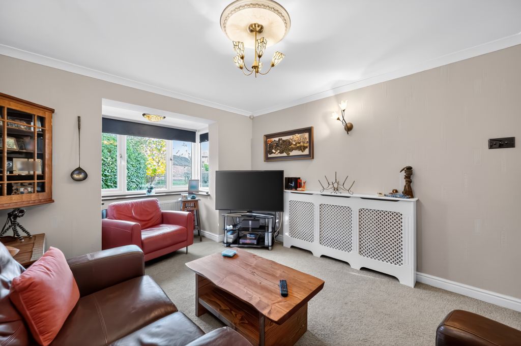 Property photo 3 of 23