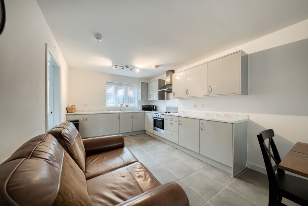 Property photo 2 of 19 Xt5A0073-Hdr(3) (1)