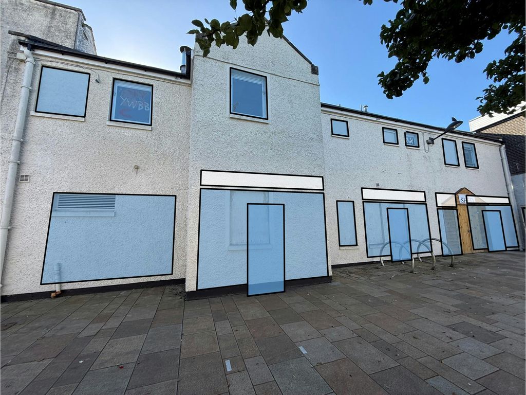 Property photo 2 of 12 Image 2