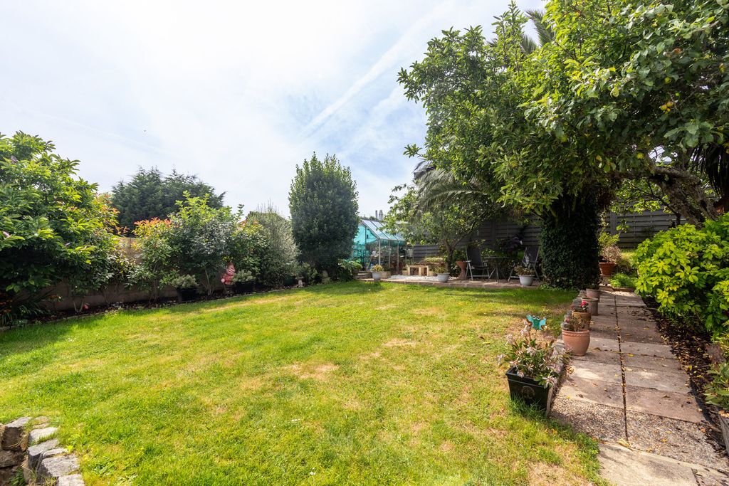 Property photo 2 of 2
