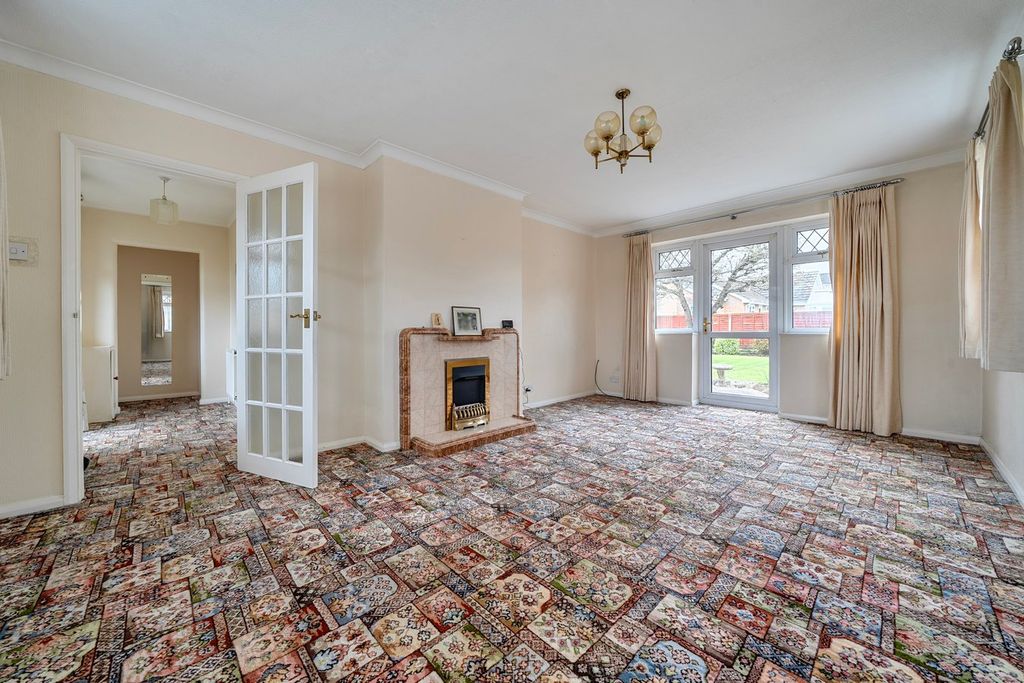 Property photo 3 of 19