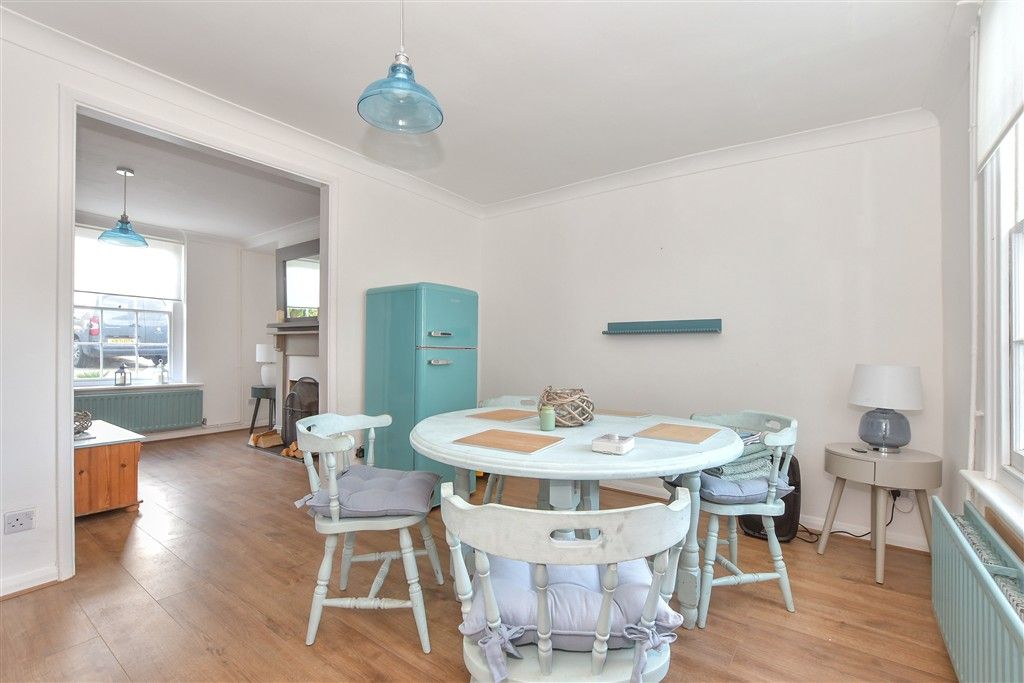 Property photo 3 of 14 Dining Area