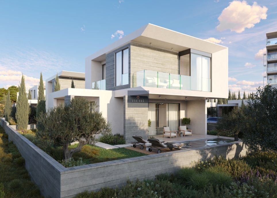 Property photo 1 of 3