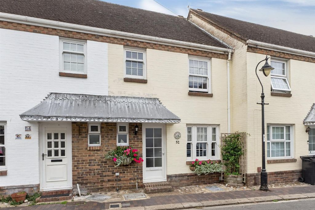 Property photo 1 of 32 For Sale By Aspire Residential | High Street