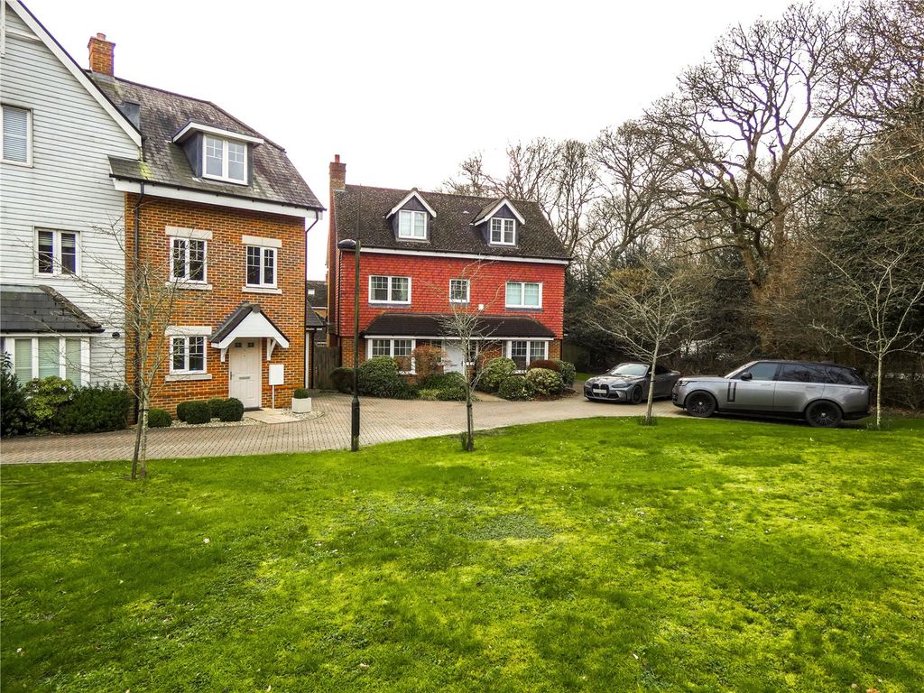 Property photo 3 of 4 Picture No. 04