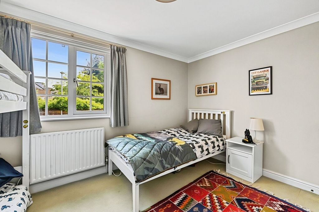 Property photo 3 of 7
