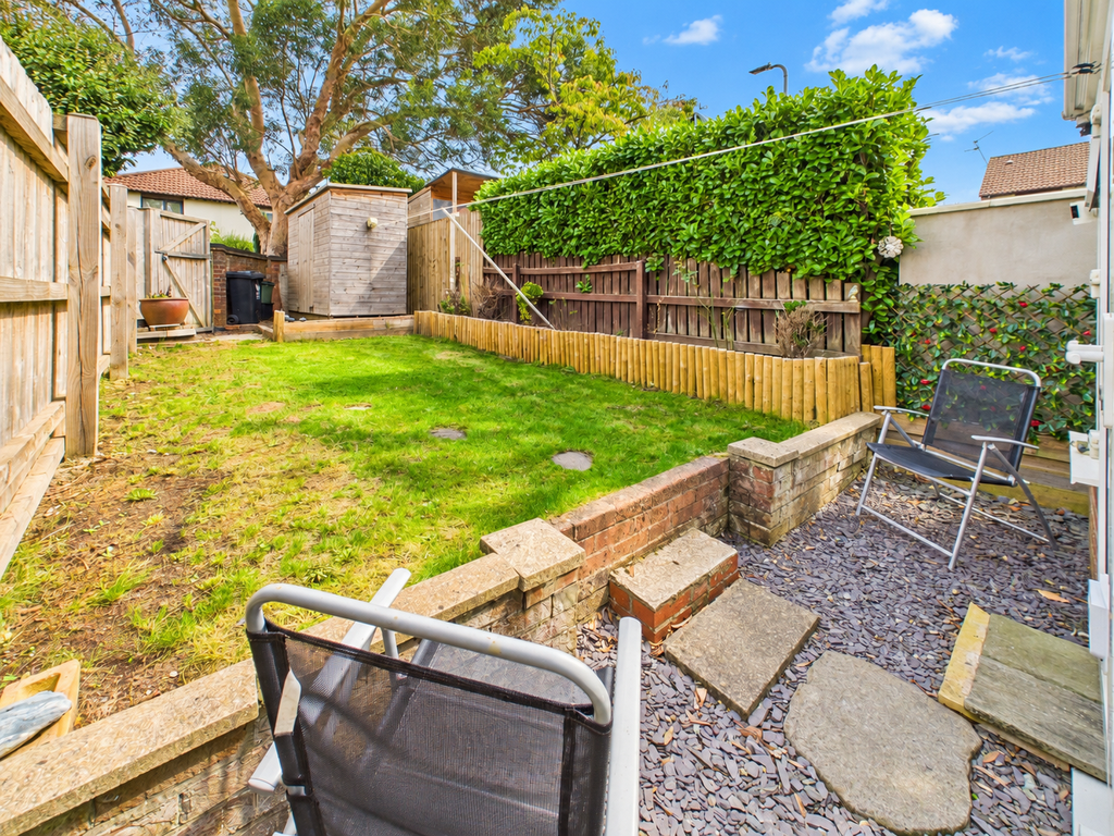 Property photo 3 of 32