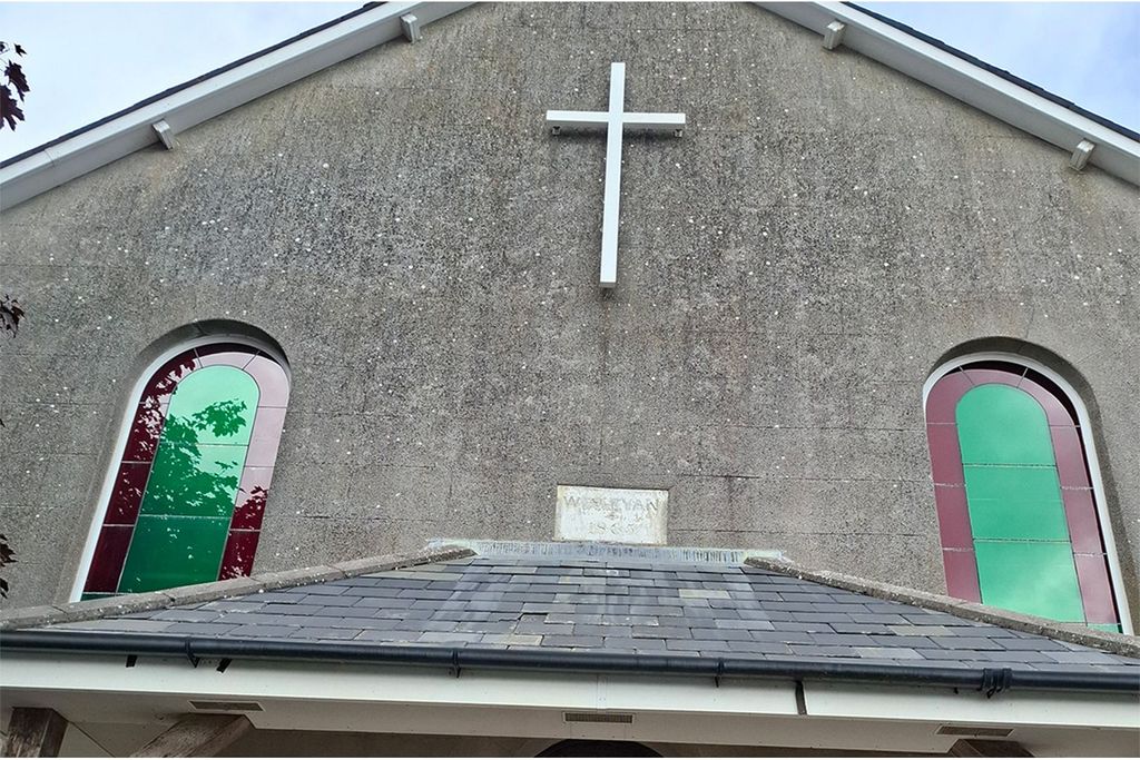 Property photo 2 of 7