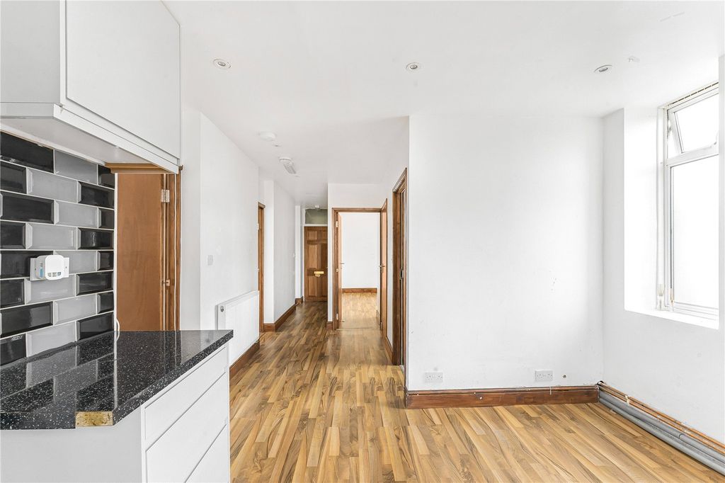 Property photo 3 of 15 Kitchen