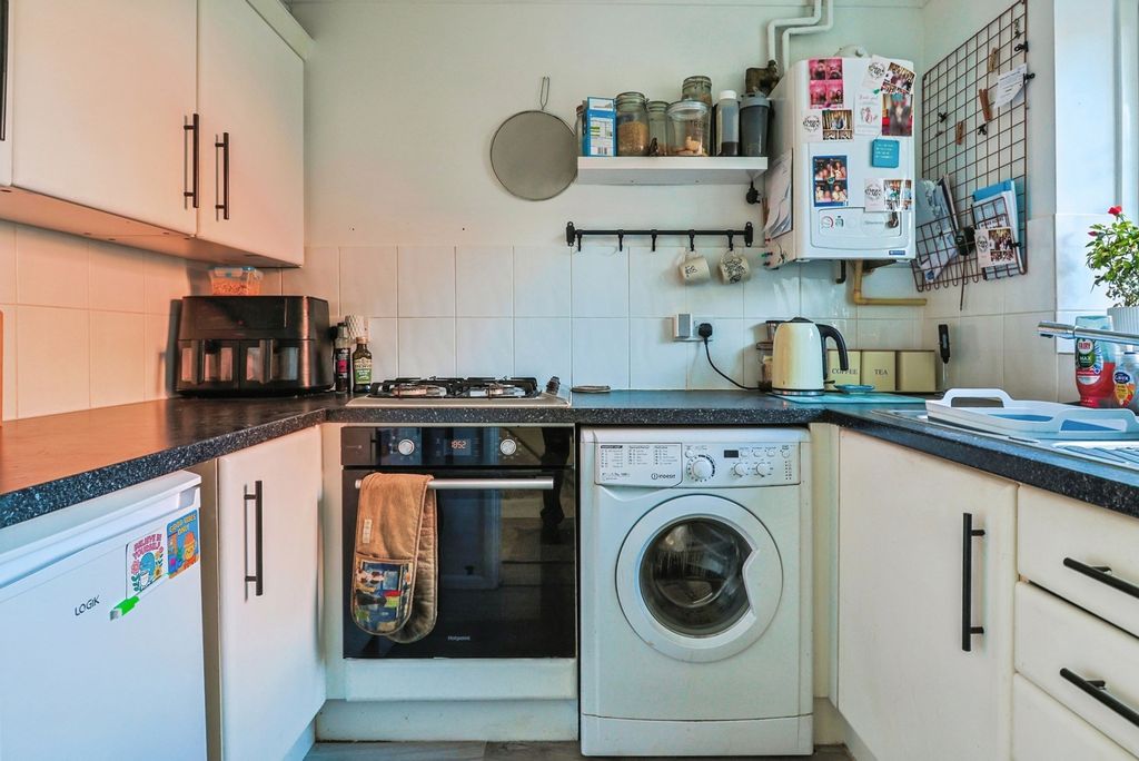 Property photo 3 of 14 Pbox-Img.Jpg