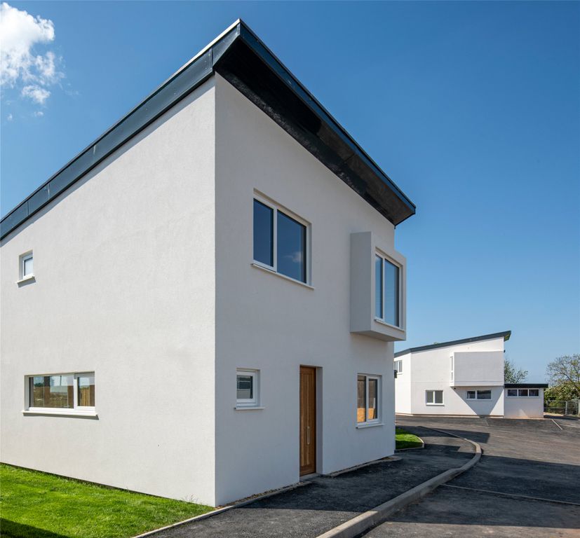 Property photo 2 of 17 Picture No. 04
