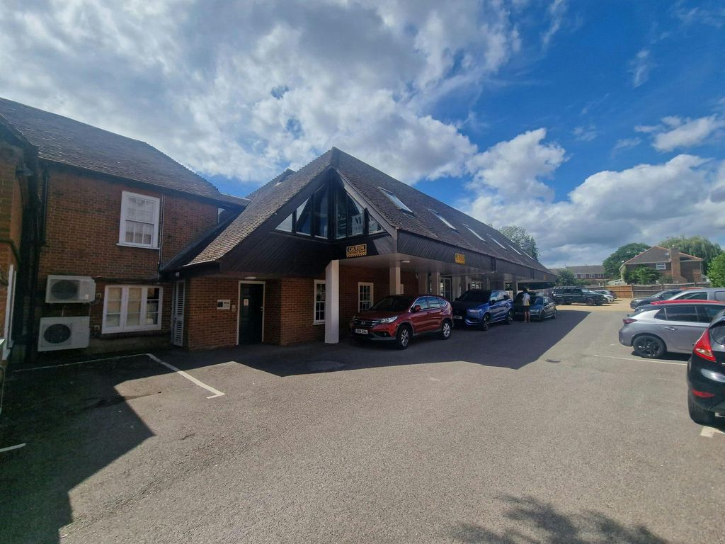 Property photo 2 of 8 Pic2CH414082025.Jpg