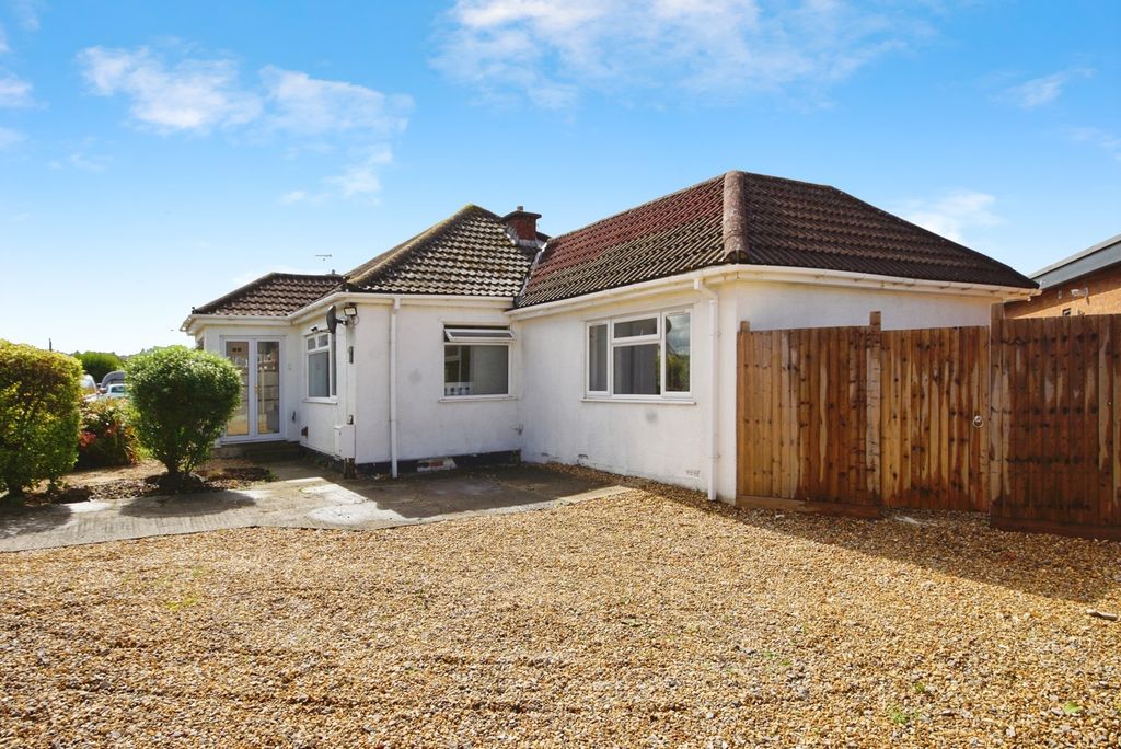 Property photo 1 of 17 Front