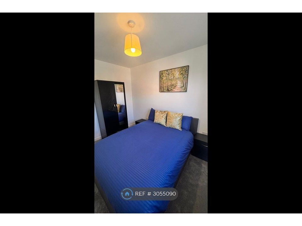 Property photo 3 of 22 Bedroom 1